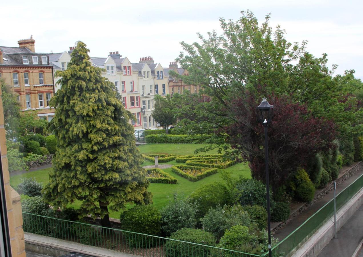 Ashfield Guesthouse Дуглас Экстерьер фото
