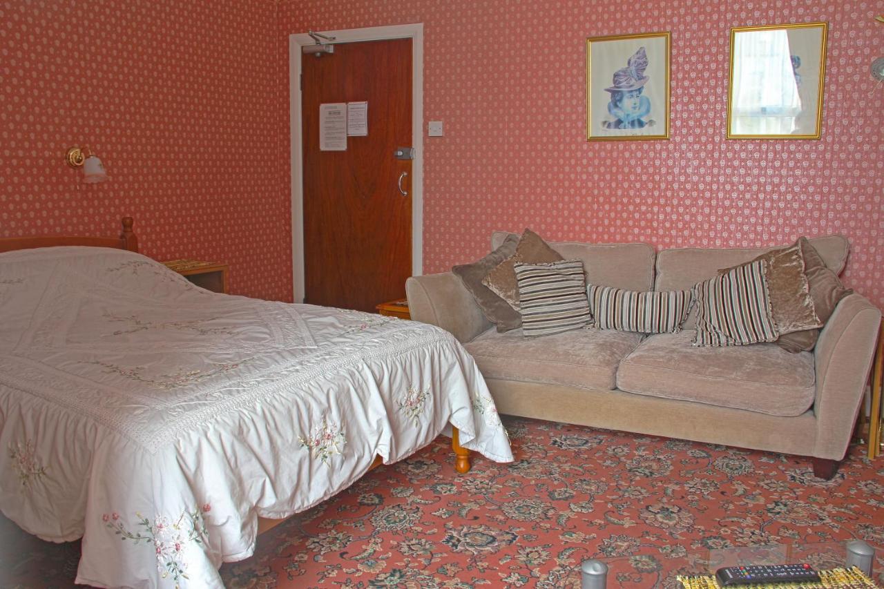 Ashfield Guesthouse Дуглас Экстерьер фото